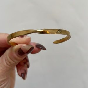 Gold bangle